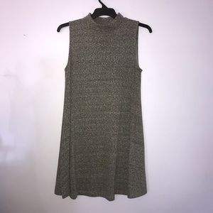 grey dress